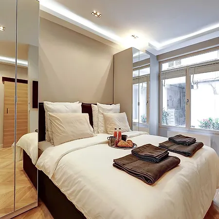 Elegant With Ac - 3br 10p- Le Marais *