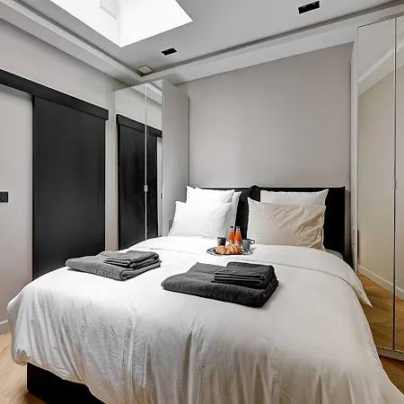 Elegant With Ac - 3br 10p- Le Marais Parigi